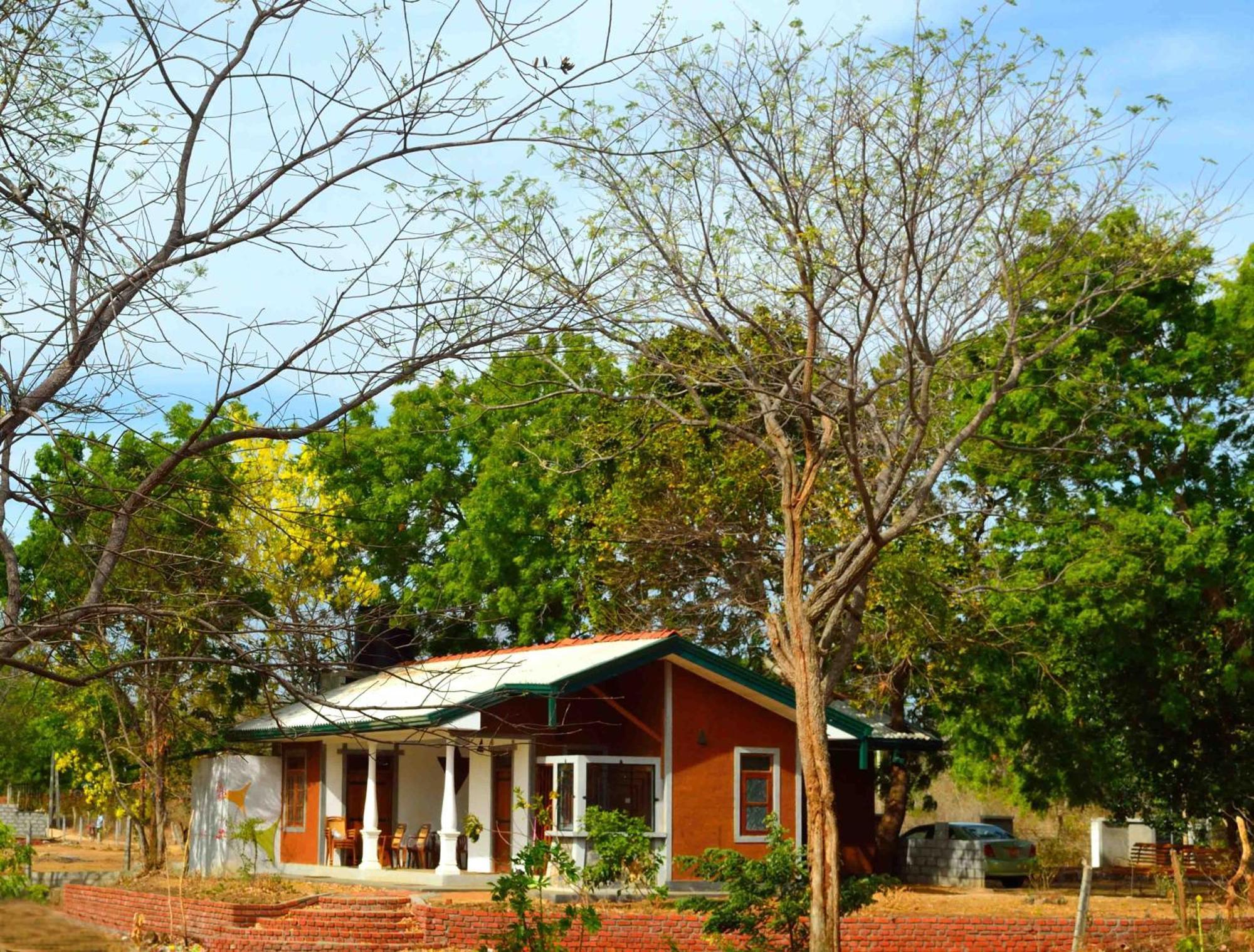 Pelican View Cottages Kataragama Extérieur photo